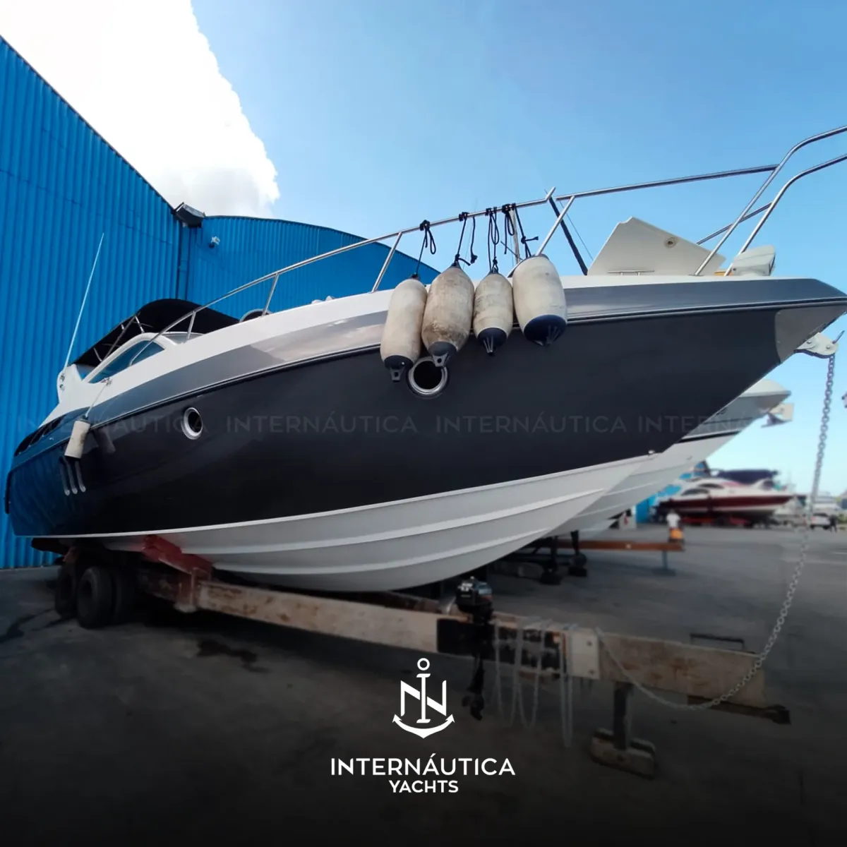 Schaefer PHANTOM 360 2008 à venda — Internáutica Yachts