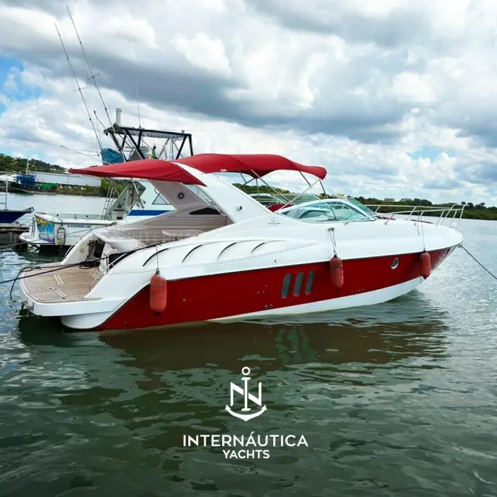 Schaefer PHANTOM 360 2012 à venda — Internáutica Yachts