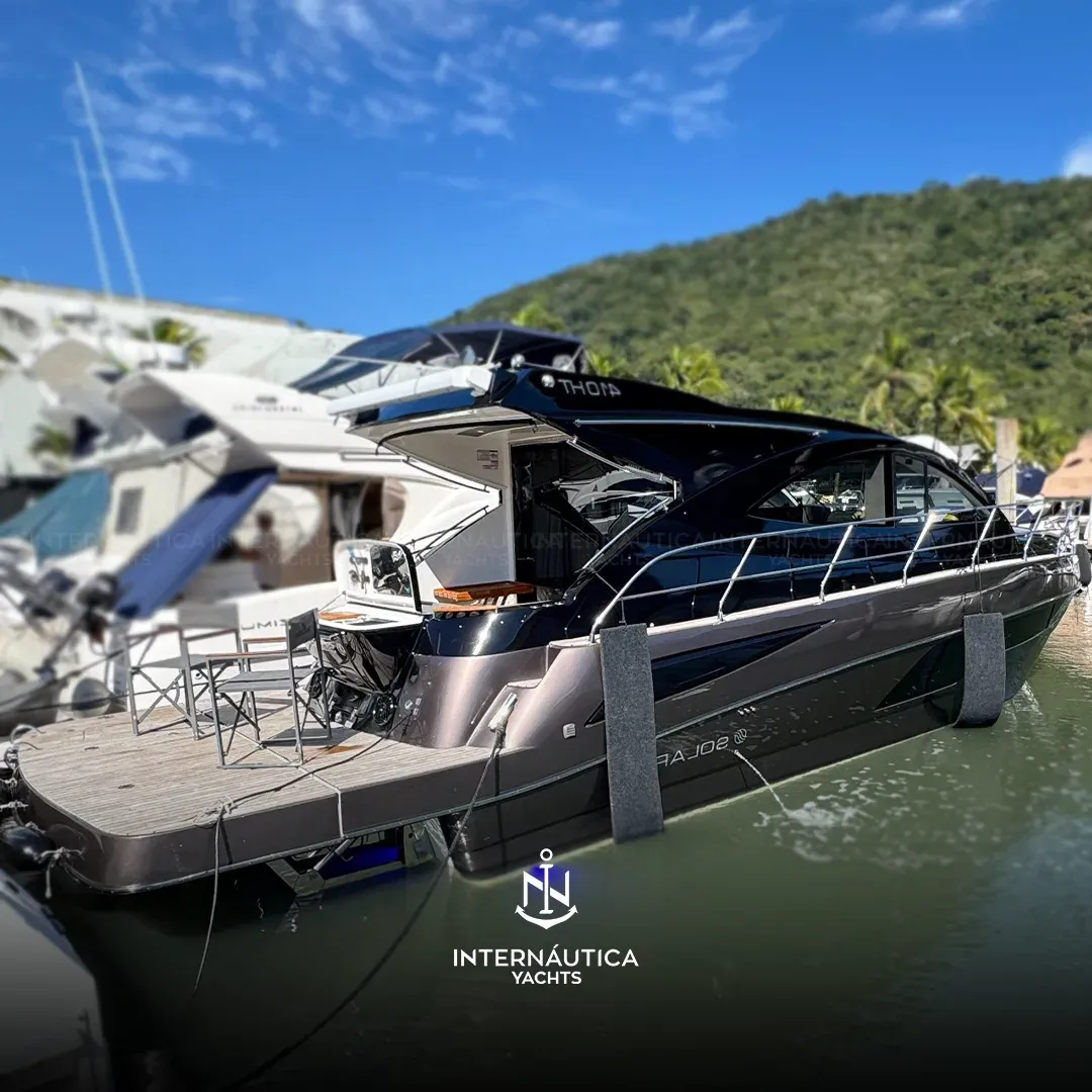 Solara 410 2023 à venda — Internáutica Yachts