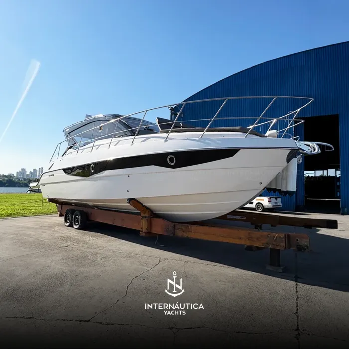 Ventura 400 HT 2023 à venda — Internáutica Yachts